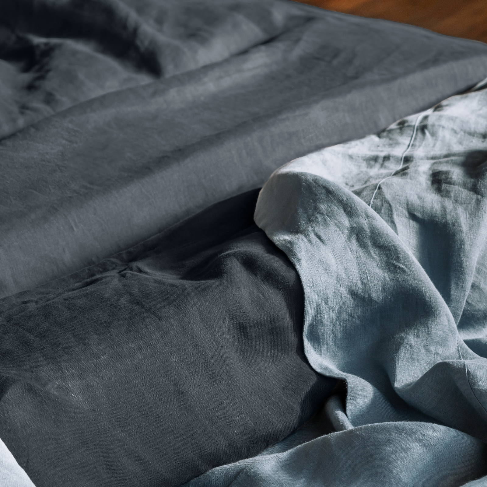 Italian Bed Linen Couette d'hiver bicolore rêves et caprices, marron, crème, 150 x 200 cm