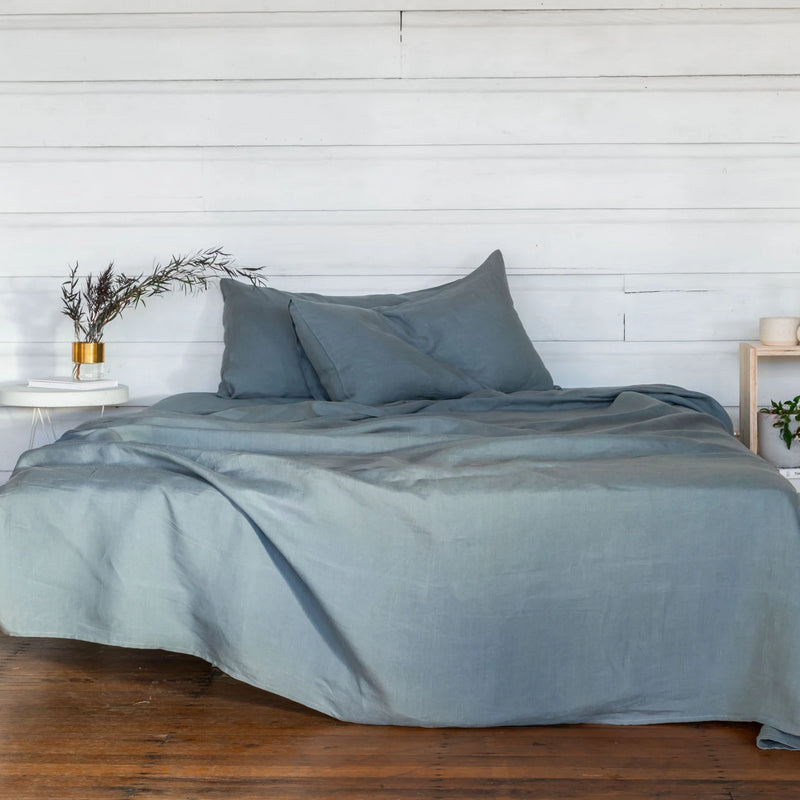 Pure Linen Bed Sheet Set in Glacier Green