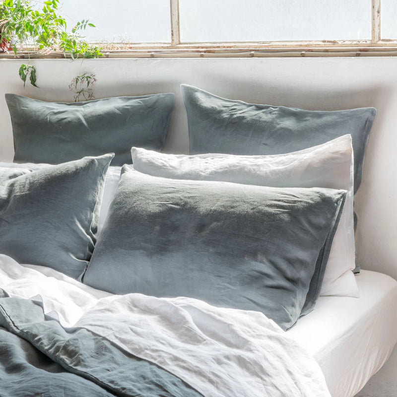 Pure Linen bed Duvet Cover wth White Sheet Set
