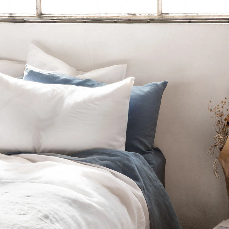 Pure Linen Bed Sheet Set in Mountain Blue with White Duvet Cover